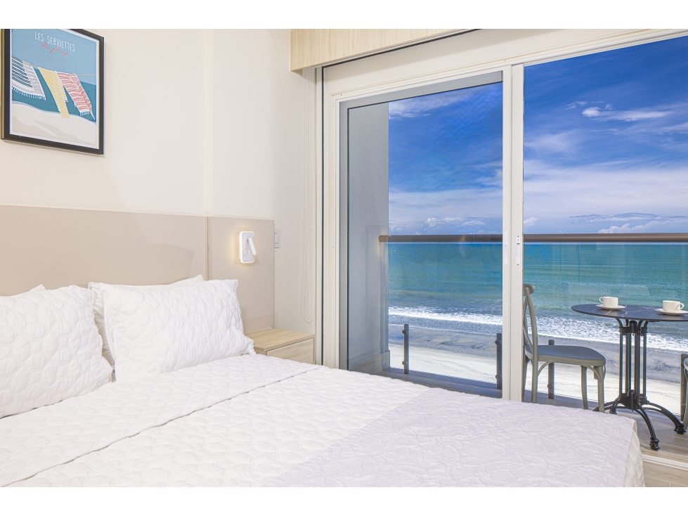 PLAYA CARACOL / SURFSIDE / 2 HABITACIONES / 82 M2 / CON PISCINAS