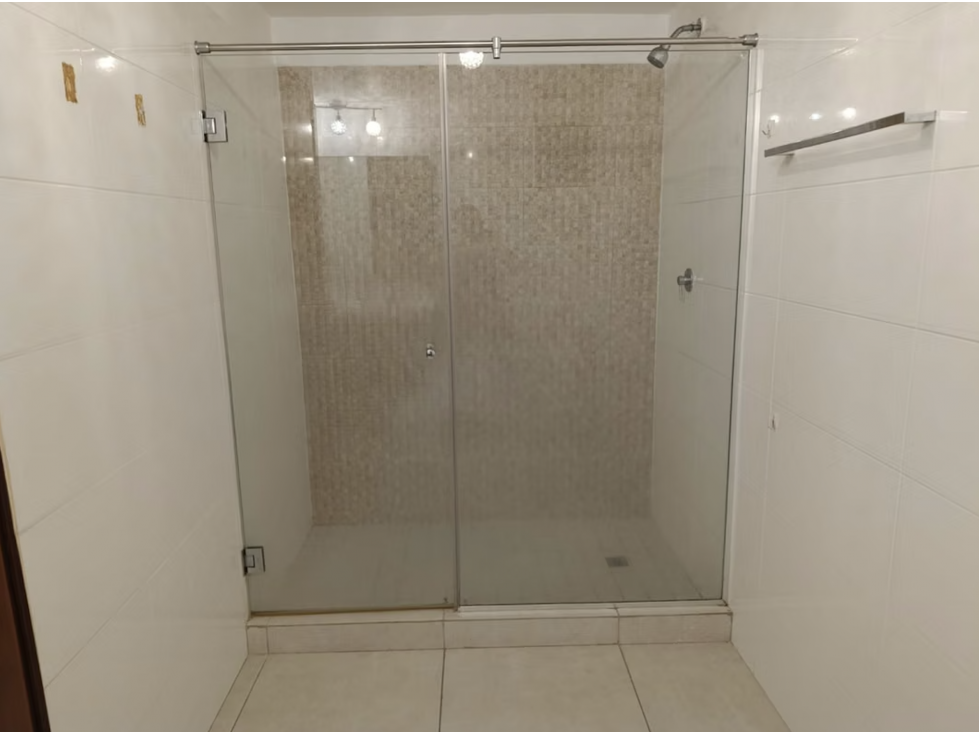 SE ALQUILA APARTAMENTO 100M EN PANAMA PACIFICO PH MIDRISE VACIO — foto 3