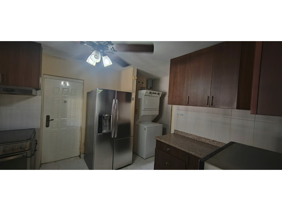 CONDADO DEL REY / FUENTE FRESNO / 3 HABITACIONES / 302M / PISCINA - 5