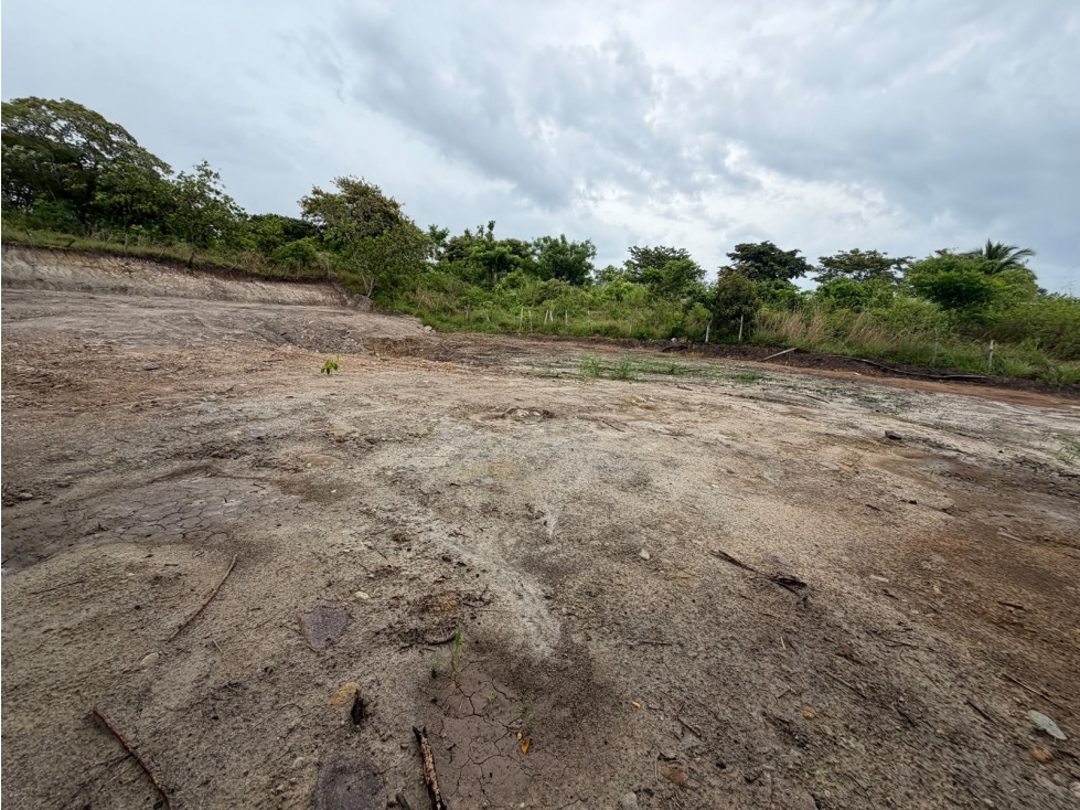 SE VENDE TERRENO DE PLAYA DE 1000M2 EN COSTA ESMERALDA
