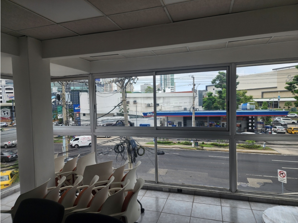 CALLE 50 / OFICINA / PLAZA VARIBE / 57M / DIVISIONES / PLANTA ALTA