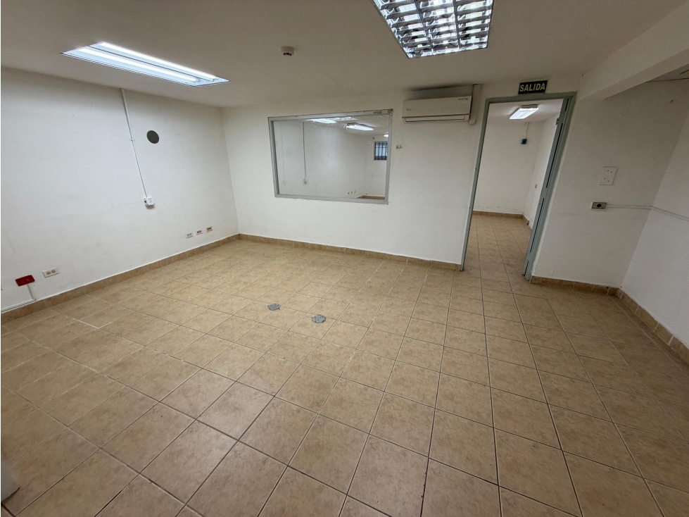 SE VENDE OFICINA ANCON BALBOA LA BOCA 260M AIRE ACONDICIONADO DUPLEX — foto 6