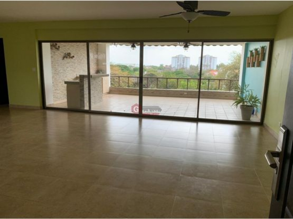 PUNTA BARCO RESORT / 4 HABITACIONES / 220 M2 / TERRAZA / PISCINA