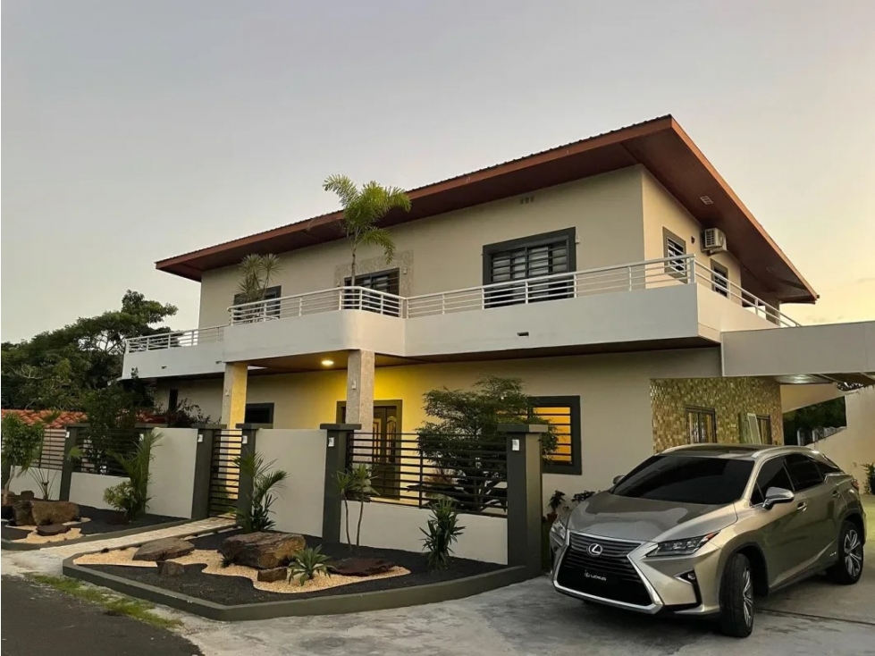 SAN CARLOS/ COSTA ESMERALDA / 930m2/ 4 HABITAC/ PISCINA / NEGOCIABLE
