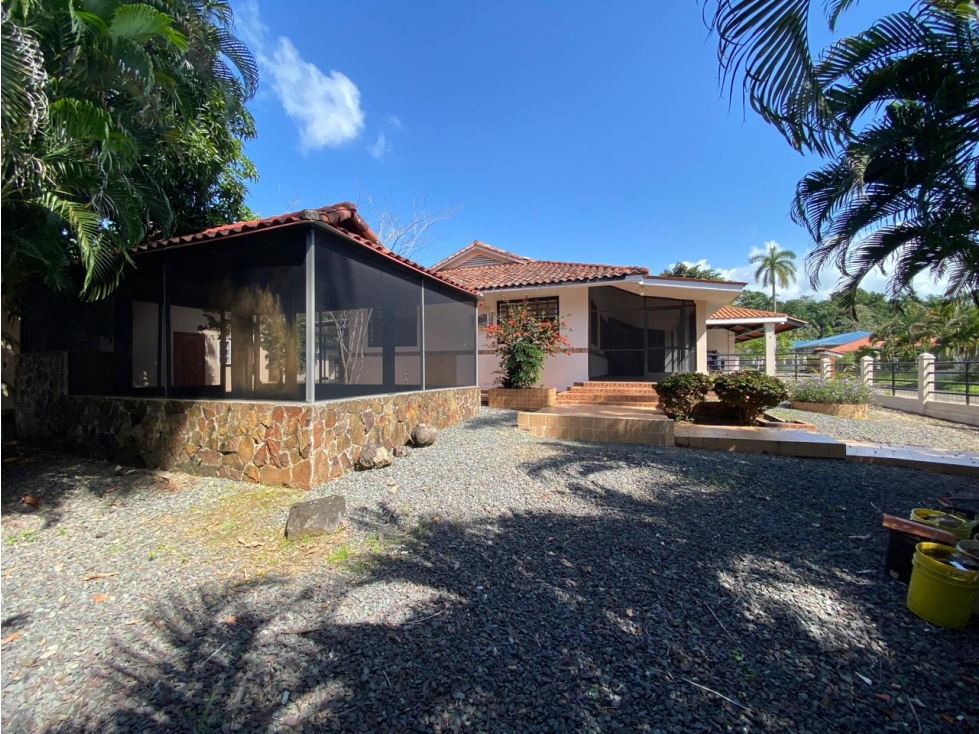SE VENDE CASA EN RESIDENCIAL HOWARD DE 3 HABITACIONES 596M2 — foto 5