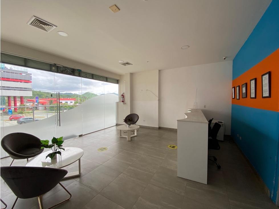 CONDADO DEL REY / LOCAL COMERCIAL / CENTENNIAL / 106M / 5 DIVISIONES