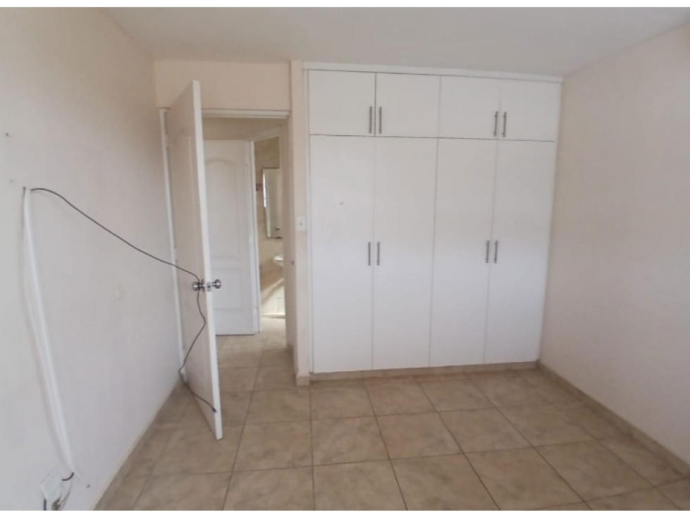 ARRAIJAN / BRISAS DEL GOLF / 299M / 3 HABITACION / 2 PARKING / PATIO — foto 6