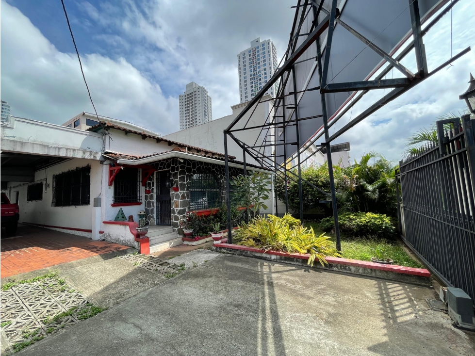 SE VENDE TERRENO COMERCIAL SOBRE LA VIA ESPAÑA IDEAL PARA INVERSION — foto 3