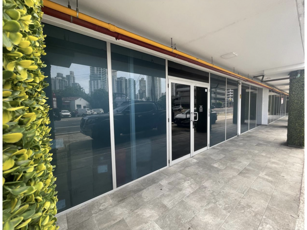 LOCAL COMERCIAL / VIA ESPAÑA / PH SIGNATURE POINT / 170M / PLANTA BAJA