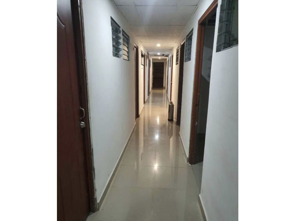 CASCO ANTIGUO / HOTEL/ 700M / INVERSION / 30 HABITACIONES / 2 LOCALES - 3