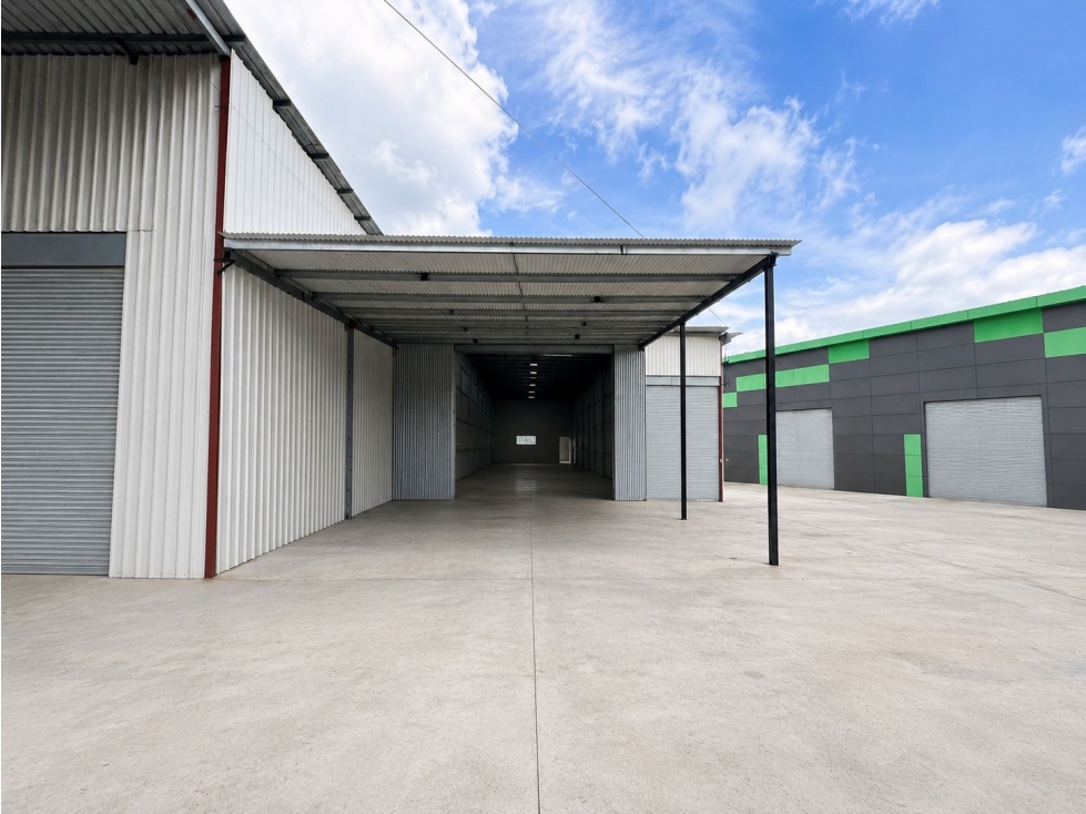 TOCUMEN / PARQUE INDUSTRIAL / GALERA COMERCIAL / 180M / ALTA SEGURIDAD - 6