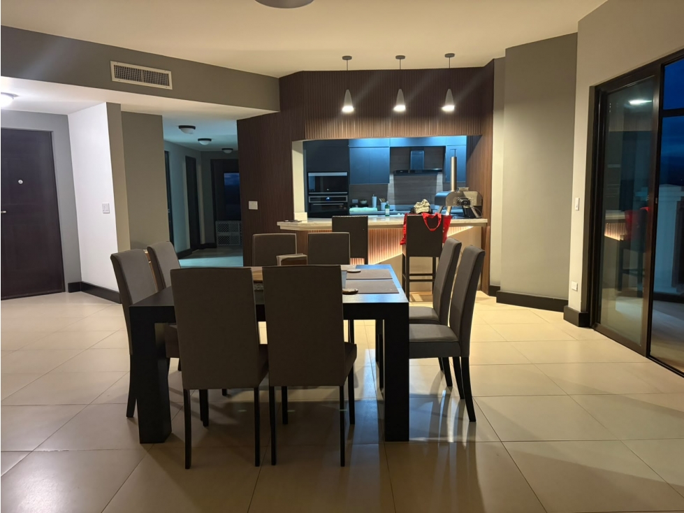 SE VENDE APARTAMENTO 313M EN SAN CARLOS VISTAMAR PH LAS OLAS II - 3