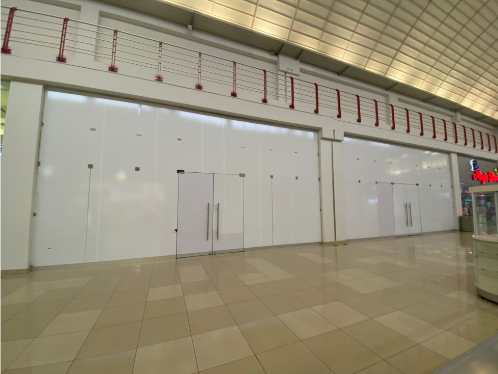 SE VENDE LOCAL ARRAIJAN WESTLAND MALL 50M COMERCIAL PLANTA BAJA