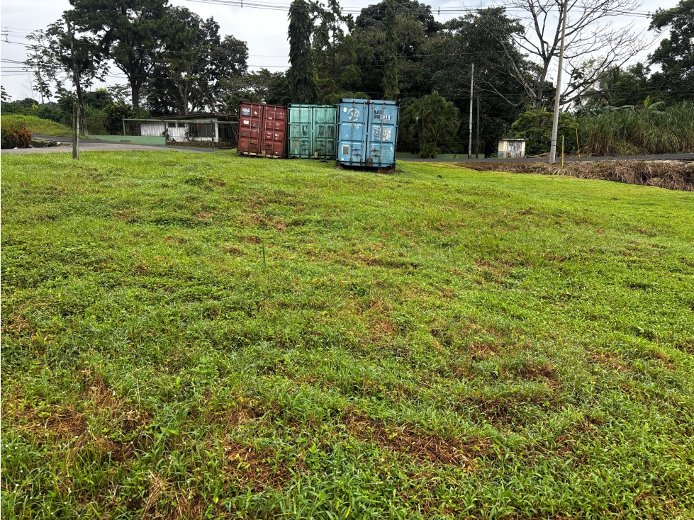 TERRENO / VILLA ZAITA / 600M / TOTALMENTE PLANO / DE ESQUINA JC
