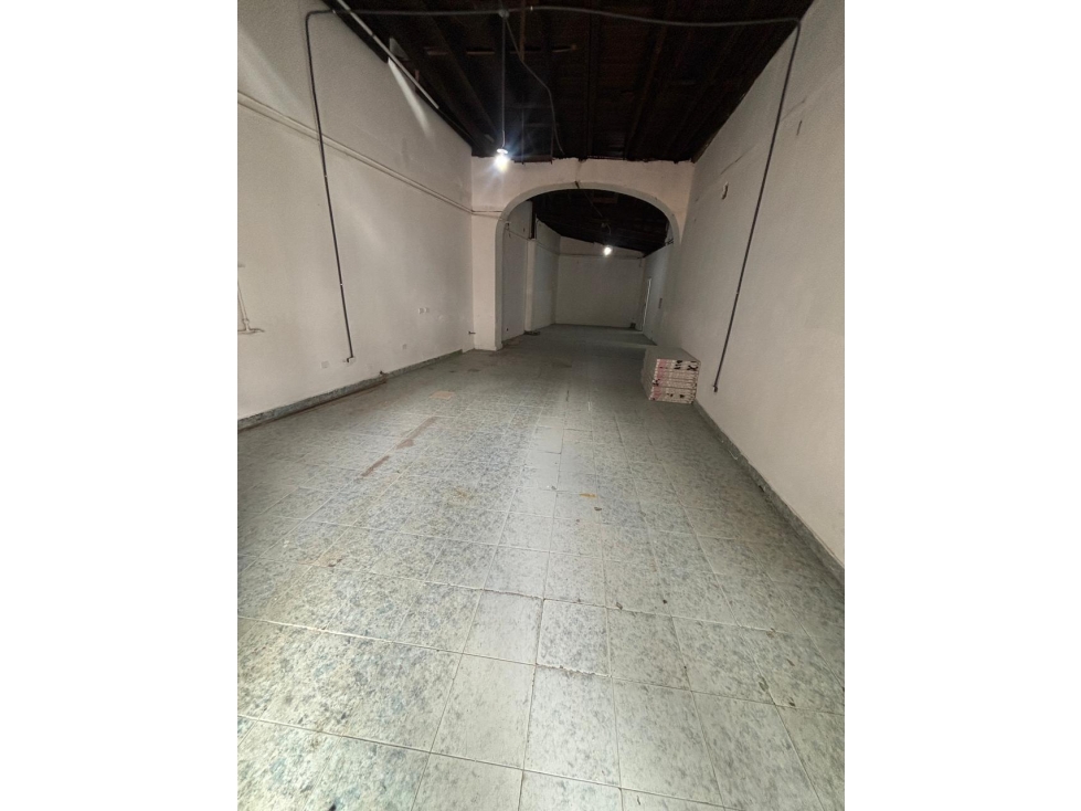 ALQUILER DE LOCAL EN CASCO VIEJO IDEAL PARA BAR RESTAURANTE 120M — foto 5