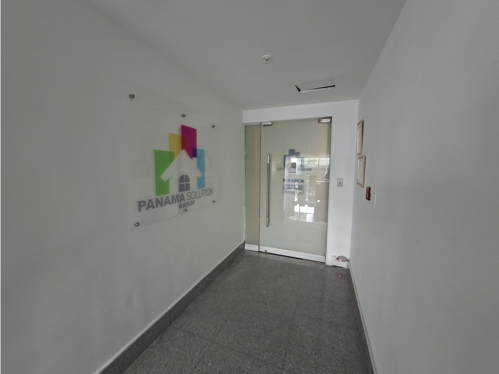 SE VENDE OFICINA OBARRIO TWIST TOWER 61M CON DIVISIONES PISO ALTO — foto 6