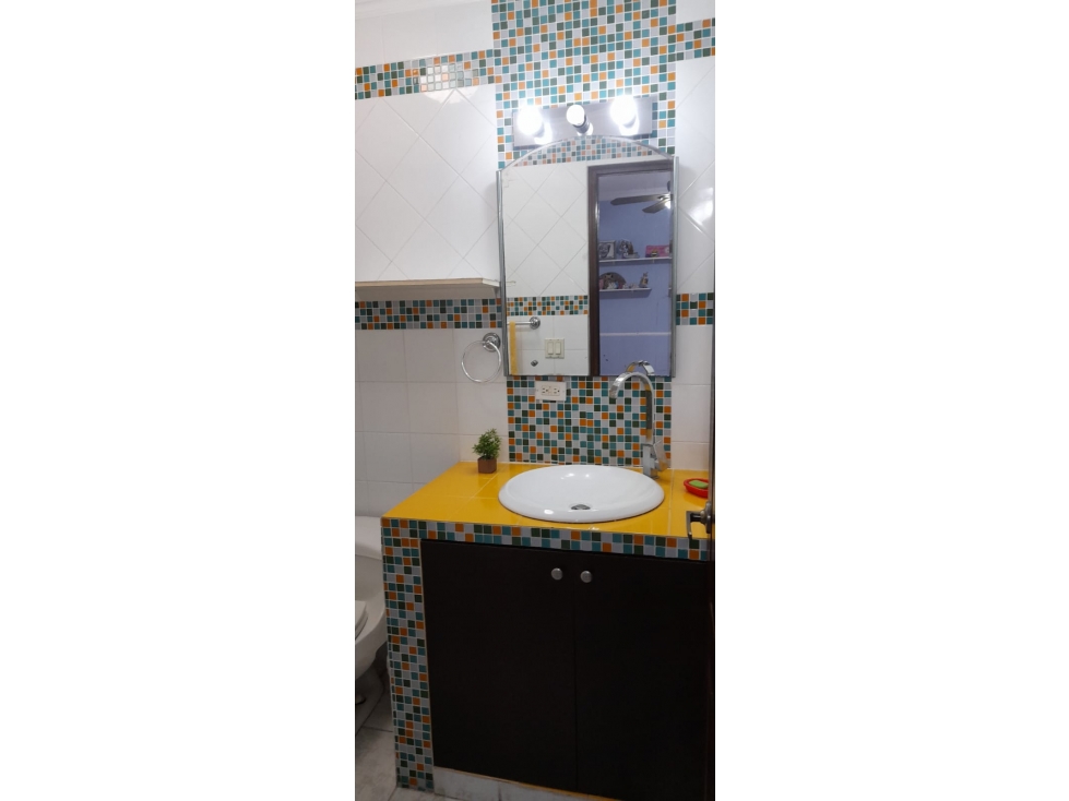 EL CARMEN / 2 NIVELES / 4 HABITACION / 562 M / TERRAZA — foto 6
