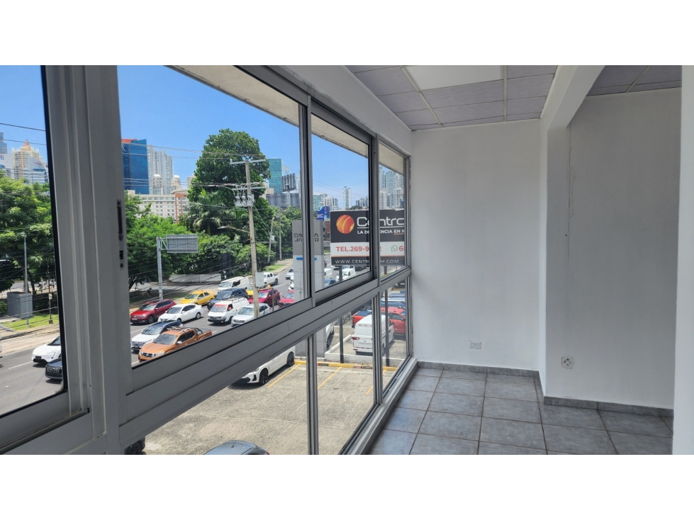 SE ALQUILA OFICINA CALLE 50 OFICINA PLAZA VARIBE 97M DIVISIONES