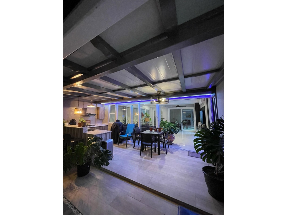 COSTA VERDE / ROLLING HILLS / 300m2 / 3 HABITA / CON DEPOSITO Y JARDÍN — foto 6