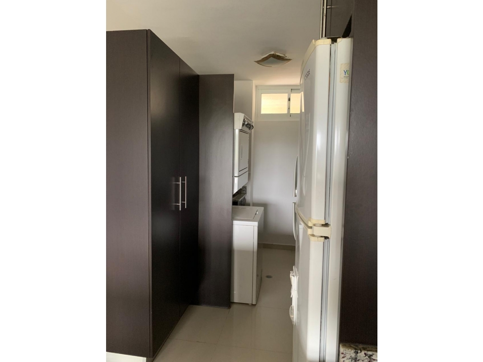 SE VENDE APARTAMENTO ANCON ALTAMIRA GARDENS 75M BALCON AMOBLADO — foto 4