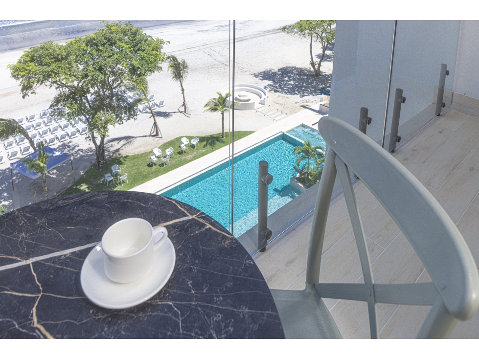 SE VENDE APARTAMENTO 96 M2 EN PLAYA CARACOL SURFSIDE 4 CON PISCINAS