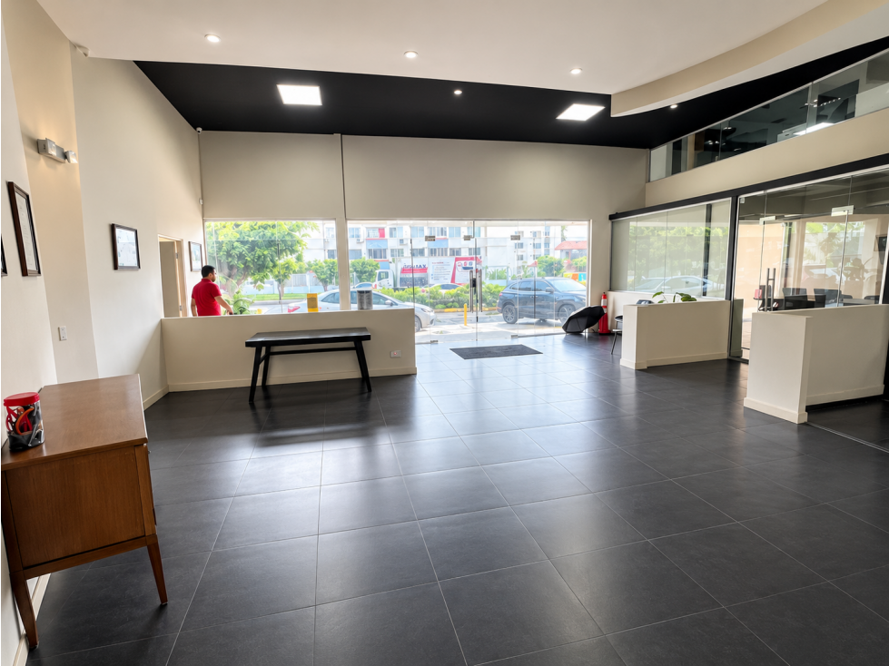 SE ALQUILA LOCAL PARQUE INDUSTRIAL COSTA DEL ESTE 337M PLANTA BAJA