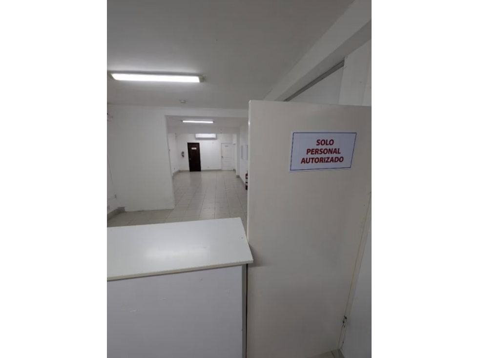 BELLA VISTA / LOCAL COMERCIAL / 100M / AMPLIO ESPACIO / VACIO — foto 5