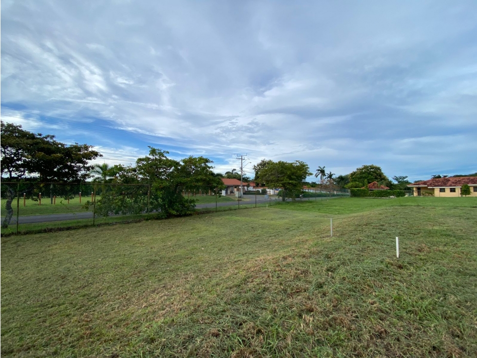 CHAME / TERRENO / COLONIA SANTA LUCIA / 720M / PLANO / AREA SOCIAL