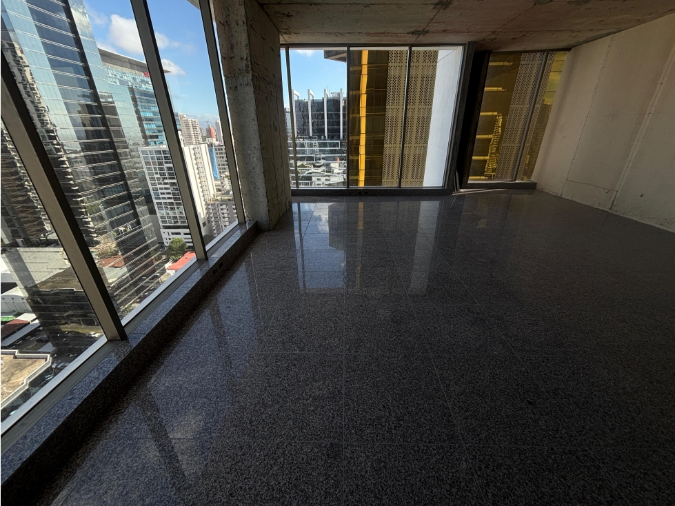 OBARRIO / PH TWIST TOWER / 67M / ESPACIO AMPLIO / PISO ALTO / VACIO — foto 4
