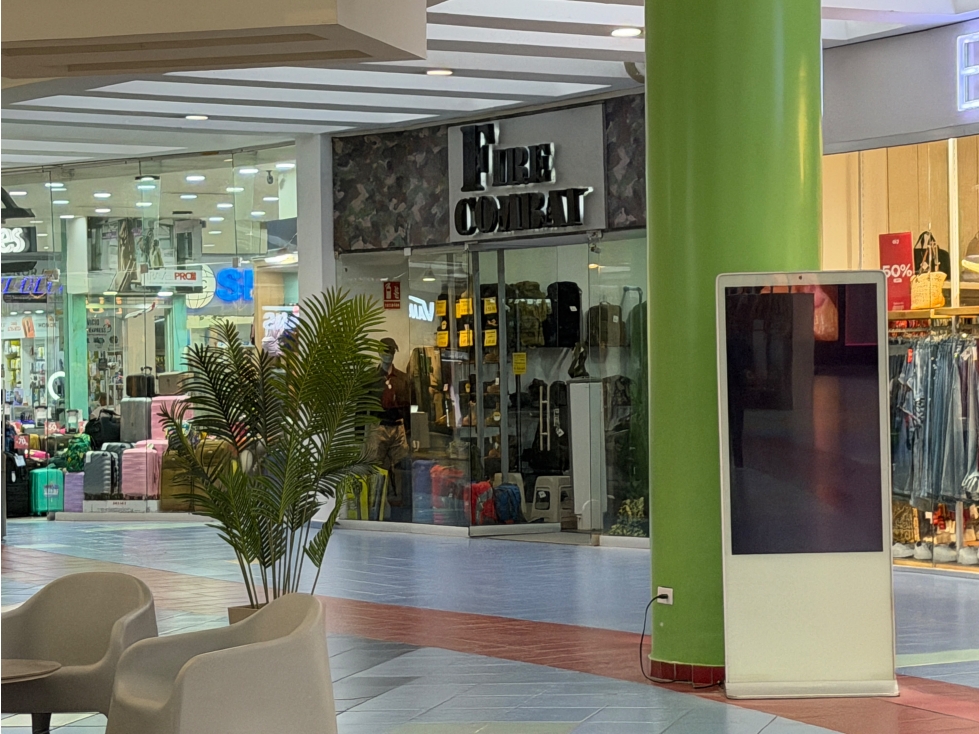 ALBROOK MALL / LOCAL COMERCIAL / 91M / DIVISIONES / PLANTA BAJA — foto 2