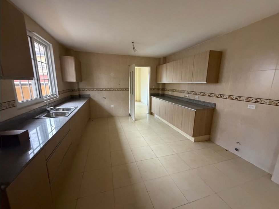 SE VENDE CASA ANCON LAS HUACAS RAINFOREST VILLAS 550M A ESTRENAR — foto 5