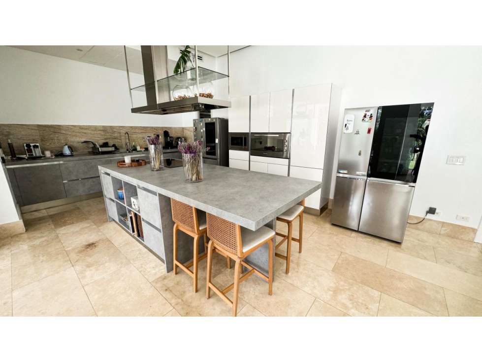SE VENDE CASA EN SANTA MARIA FAIRWAY ESTATE CASA DE LUJO AMOBLADA 800M — foto 4