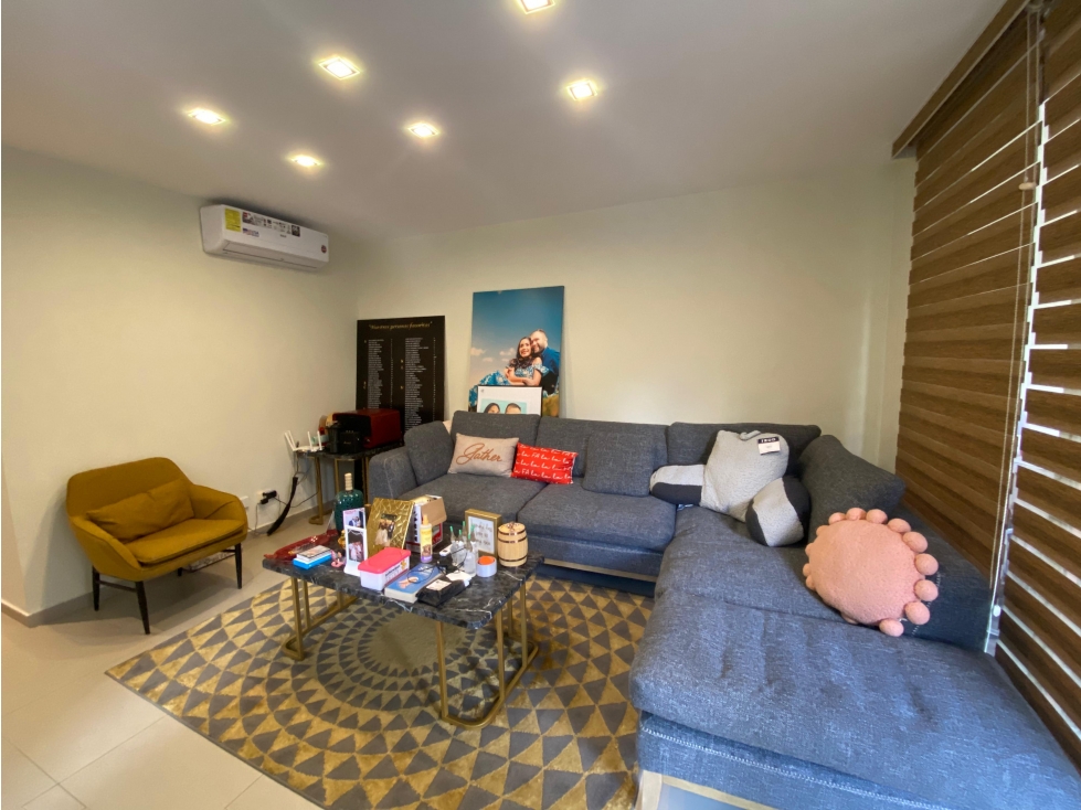 BRISAS DEL GOLF / GARDENIAS / 260M / 3 HABITACION / ESQUINA — foto 4