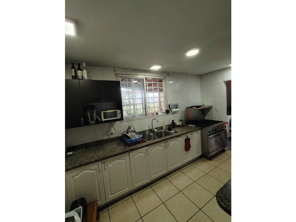 VENTA DE CASA EN BRISAS DEL GOLF DE 3 HABITACIONES CON 2 TERRAZAS — foto 6