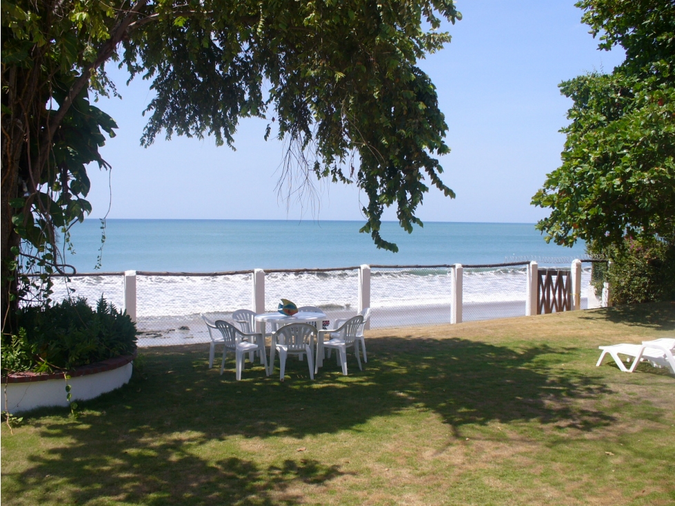 TERRENO / CHAME / 2,475 M2 / CORONADO / FRENTE A LA PLAYA
