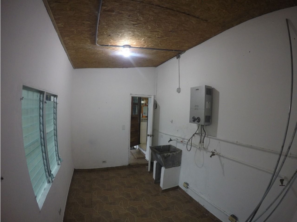 BOQUETE / ALTO BOQUETE / 1800M2 / 3 HABITACION / TOTALMENTE CERCADA - 6