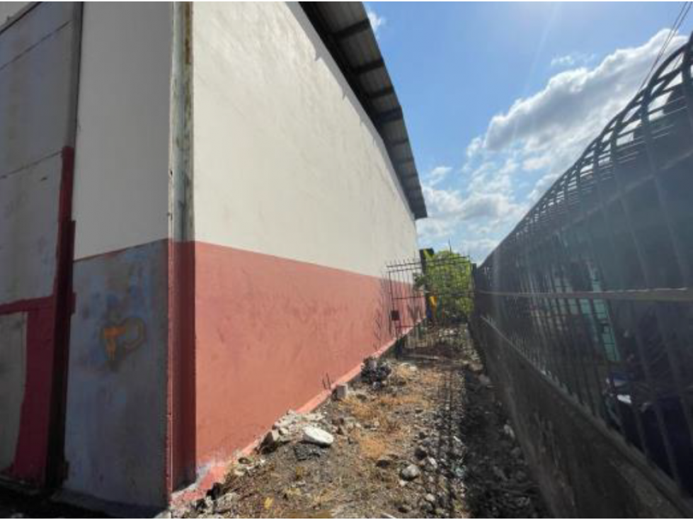 GALERA COMERCIAL / CON OFICINA / RIO ABAJO / 505M2 - 6