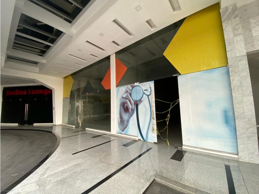LOCAL COMERCIAL / VIA BRASIL / CITY MALL / PLANTA BAJA / 205 M2