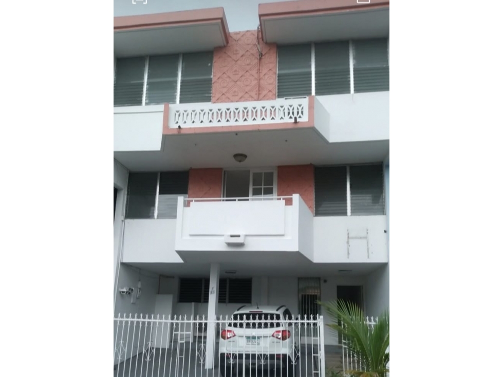 VILLA DE LAS FUENTES / 274 M2 / TRES NIVELES / BALCON — foto 2