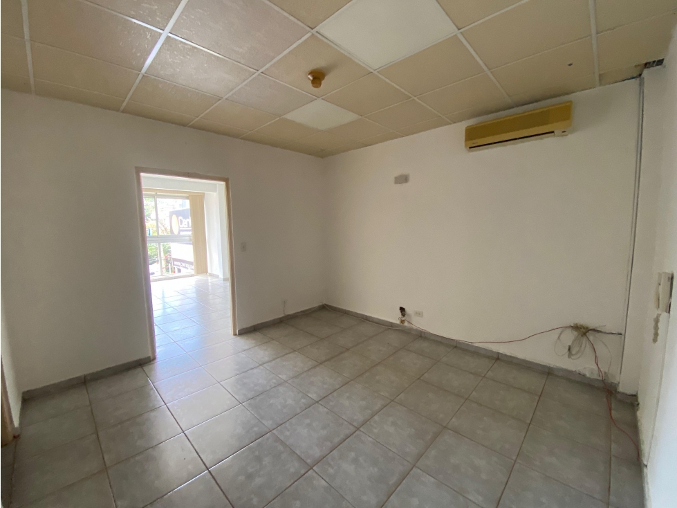 CALLE 50 / OFICINA / PLAZA VARIBE / 67 M2 / DIVISIONES / PLANTA ALTA — foto 6