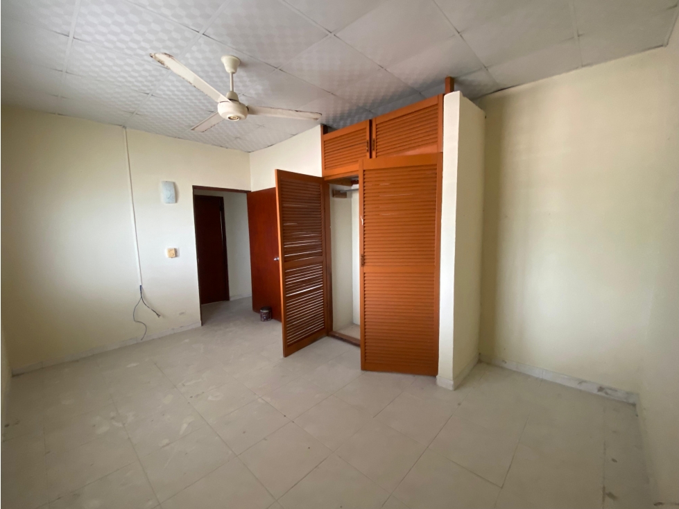 SE VENDE CASA 266M EN ALTOS DE CERRO VIENTO EN ESQUINA CON TERRAZA — foto 6