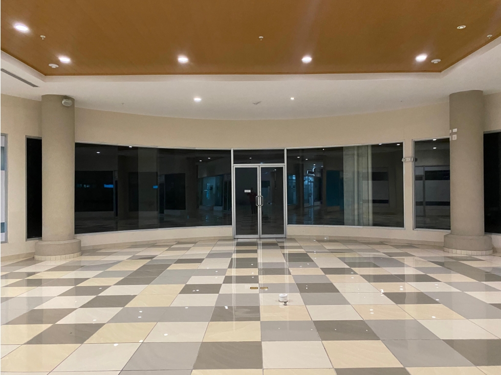 ALBROOK / LOCAL COMERCIAL / 52M /PASEO ALBROOK / PLANTA BAJA