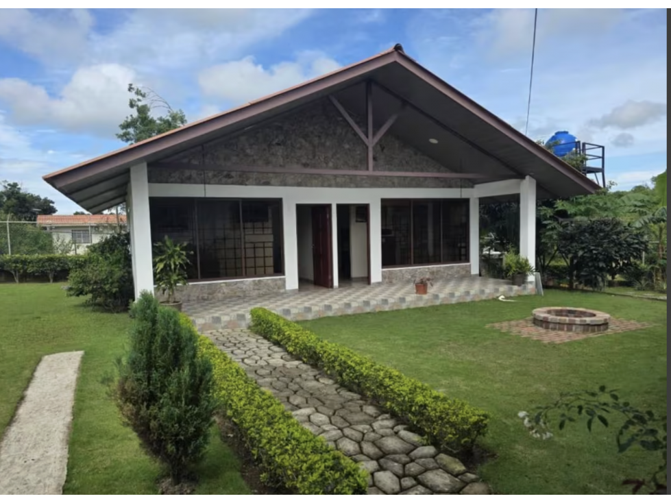 SE VENDE CABAÑA EN COCLE SANTA ELENA CON PISCINA 1507 MT2 AS - 5