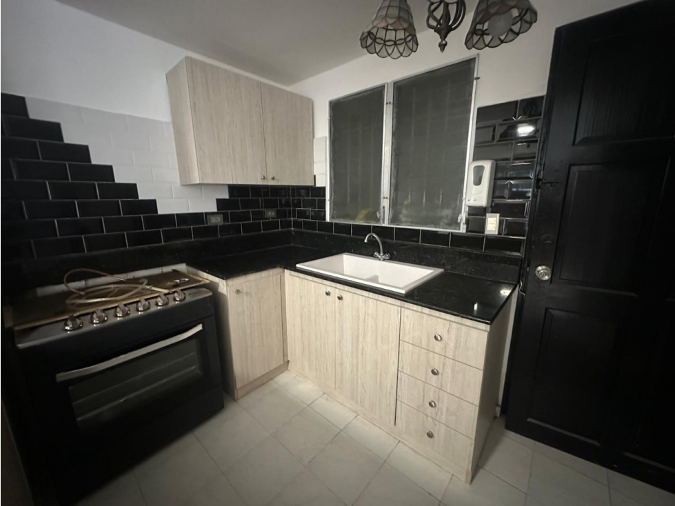 CHANIS / LA FONTANA / 232M / 5 HABITACIONES / ESTUDIO / 2 NIVELES — foto 4
