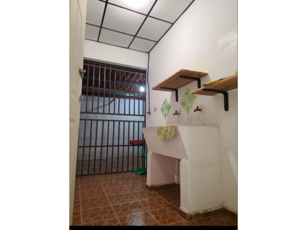 CHITRE / MARIMAR / 2 HABITACIONES / 352 M2 / GASEVO / TERRAZA - 5