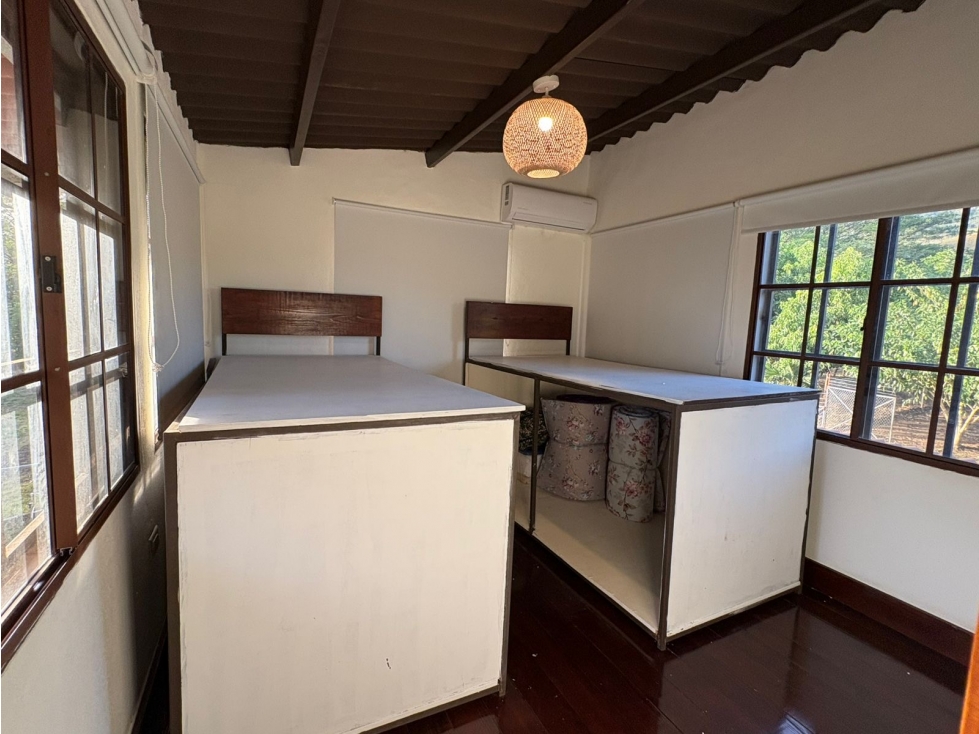 SE VENDE CASA DOS NIVELES EN CHAME LLANO GRANDE 4203M CON TERRAZA — foto 5