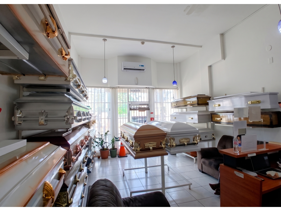 SE VENDE LOCAL COMERCIAL AVE. BALBOA CALLE 24 36M PARA INVERSIÓN - 4