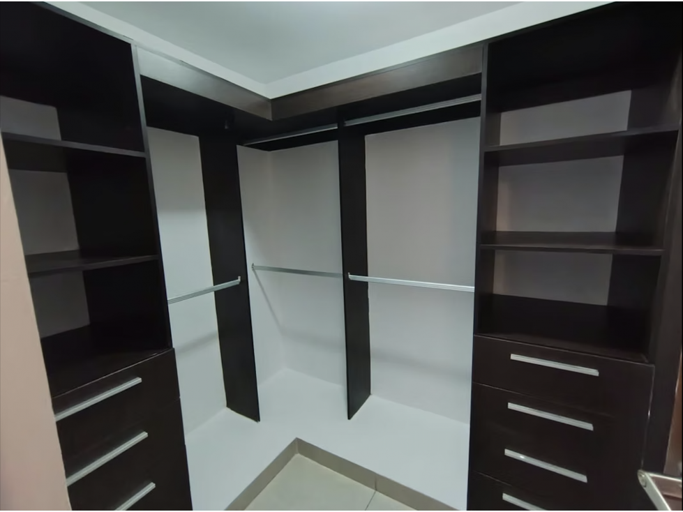 SE ALQUILA APARTAMENTO 100M EN PANAMA PACIFICO PH MIDRISE VACIO — foto 4