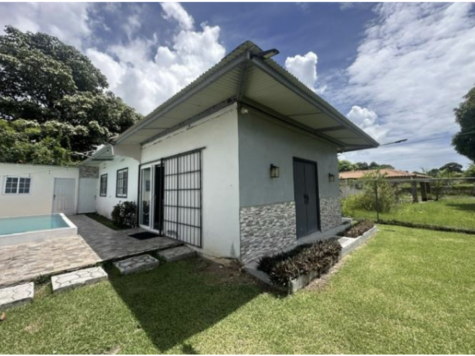 CHAME / GORGONA / 6 HABITACIONES / 600M / PISCINA / JACUZZI / CERCADA