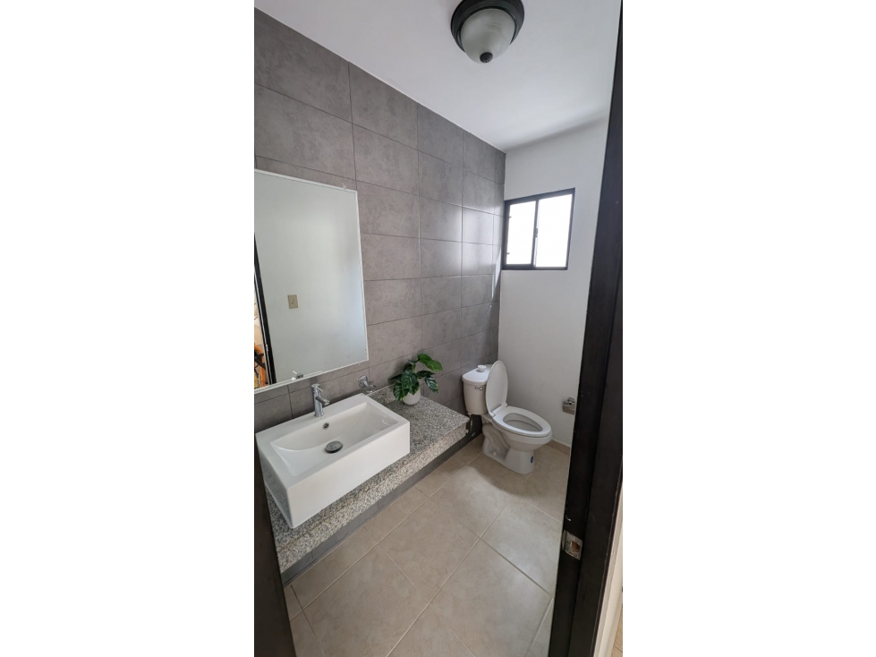 ARBOLEDAS / LOS PINOS / 178 M2 / 3 HABITACIONES / TERRAZA / DUPLEX — foto 3